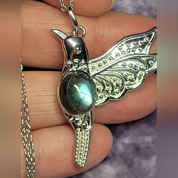 Malagasy Labradorite Hummingbird Pendant Necklace - Picture 15 of 15